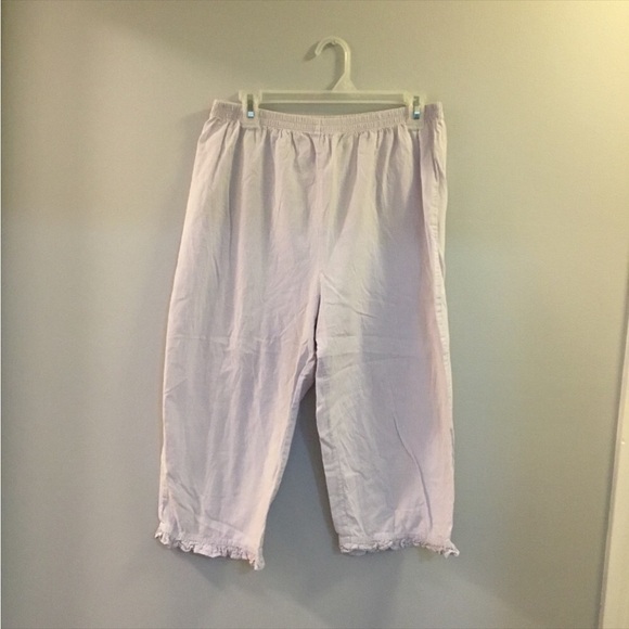 Sears Medium soft purple and white tiny check sleep/ lounge Capri - Picture 5 of 9